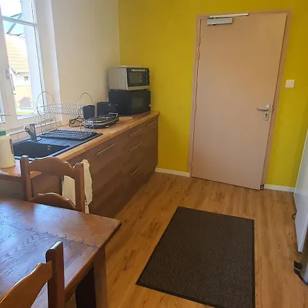 アパート Cramiland - Juxtaposes 01 & 02 -